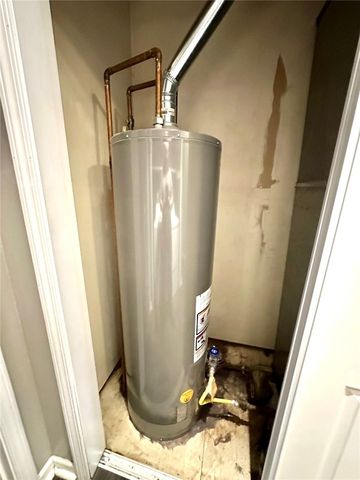 507 Maplewood Drive, Center Point, IA 52213