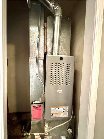 507 Maplewood Drive, Center Point, IA 52213