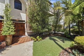 1207 S Catalina Avenue, Redondo Beach, CA 90277