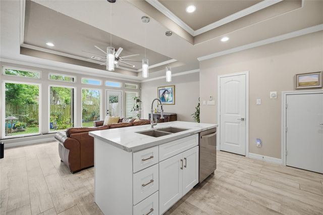 4412 New Orleans Street B, Houston, TX 77020