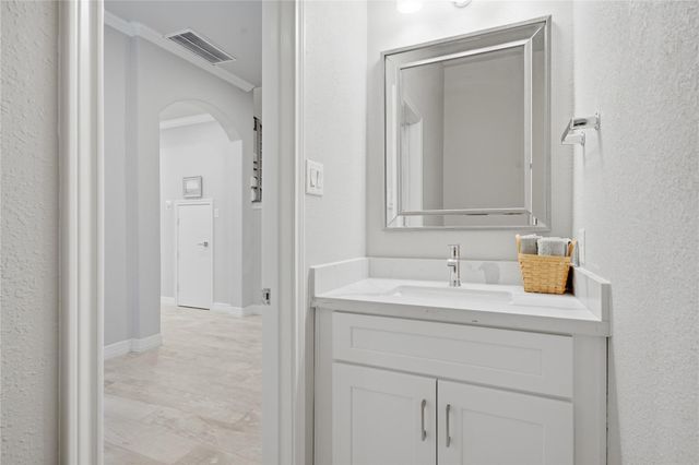 4412 New Orleans Street B, Houston, TX 77020