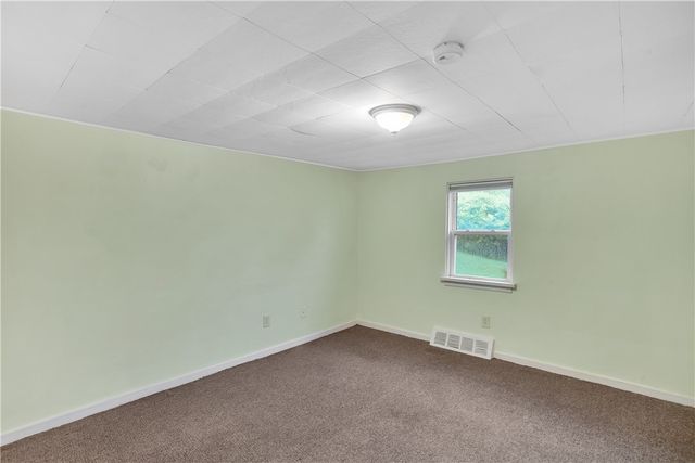 121 College Ave, Plum Boro, PA 15239