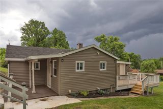 121 College Ave, Plum Boro, PA 15239