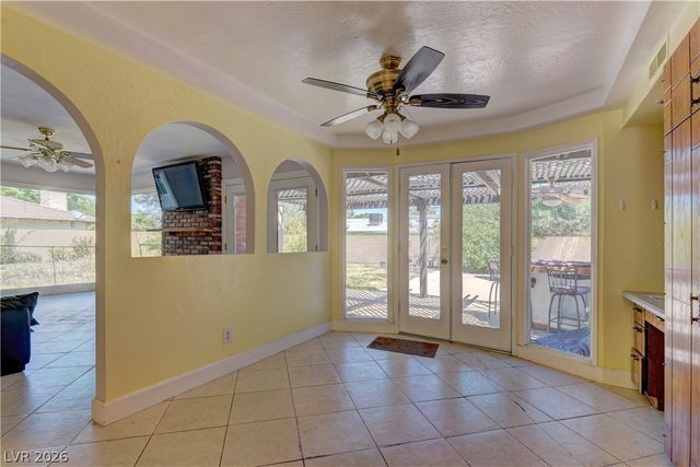 4204 Woodcrest Road, Las Vegas, NV 89121