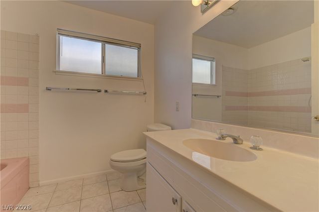 4204 Woodcrest Road, Las Vegas, NV 89121