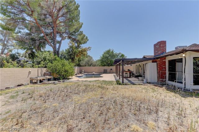 4204 Woodcrest Road, Las Vegas, NV 89121