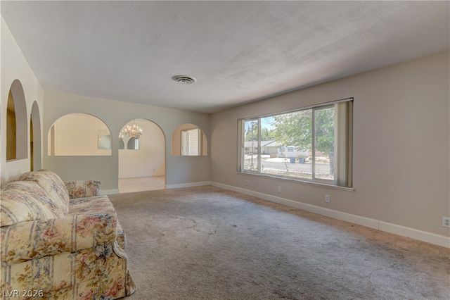 4204 Woodcrest Road, Las Vegas, NV 89121