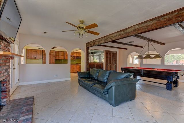 4204 Woodcrest Road, Las Vegas, NV 89121