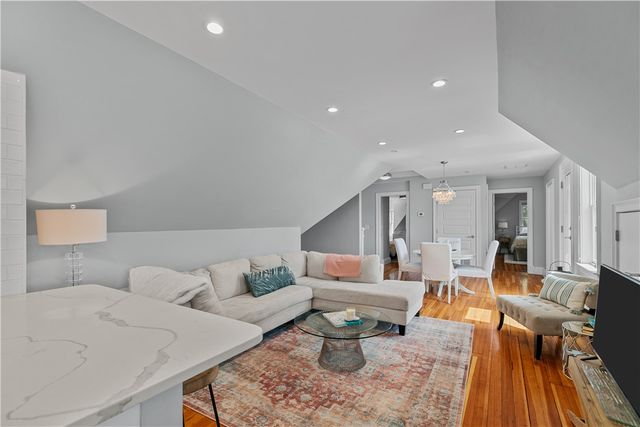 567 Bristol Ferry Road 3, Portsmouth, RI 02871