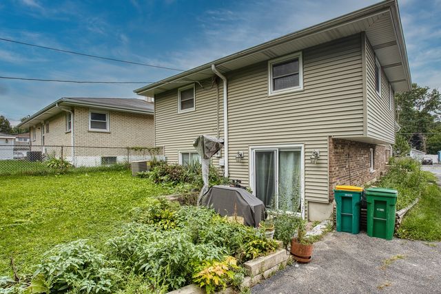 256 N Grace Street, Lombard, IL 60148