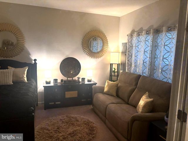 7819 FIVE OAKS CT, Glen Burnie, MD 21061