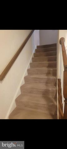 7819 FIVE OAKS CT, Glen Burnie, MD 21061