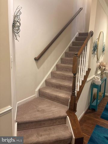 7819 FIVE OAKS CT, Glen Burnie, MD 21061