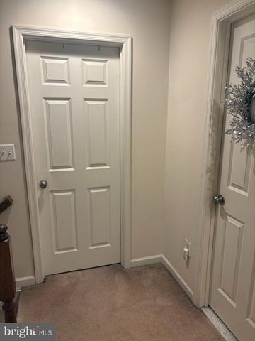 7819 FIVE OAKS CT, Glen Burnie, MD 21061