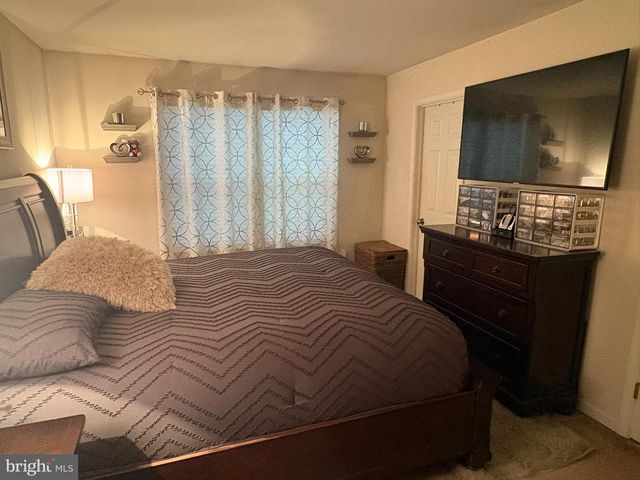 7819 FIVE OAKS CT, Glen Burnie, MD 21061