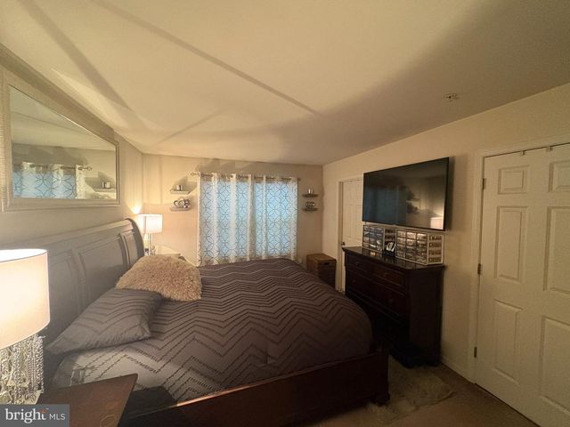 7819 FIVE OAKS CT, Glen Burnie, MD 21061