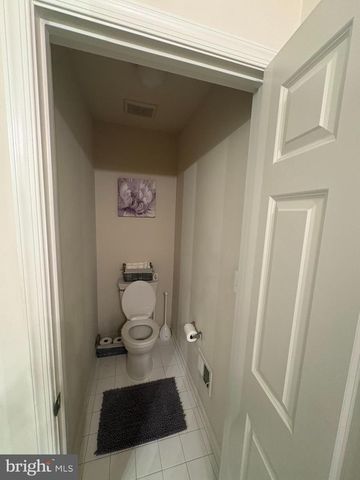 7819 FIVE OAKS CT, Glen Burnie, MD 21061