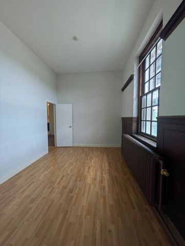 16 Balmoral Street 415, Andover, MA 01810