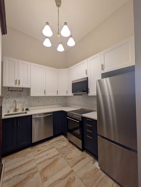 16 Balmoral Street 415, Andover, MA 01810
