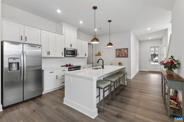 1630 KOCH CT, Charlottesville, VA 22911
