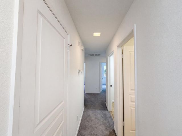 8027 Montevina Dr, Sacramento, CA 95829