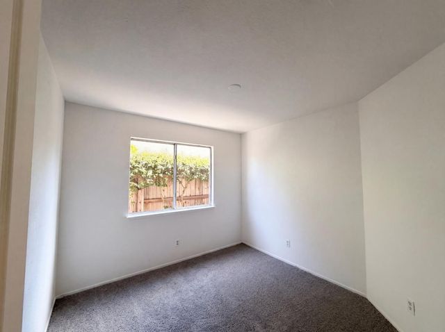 8027 Montevina Dr, Sacramento, CA 95829