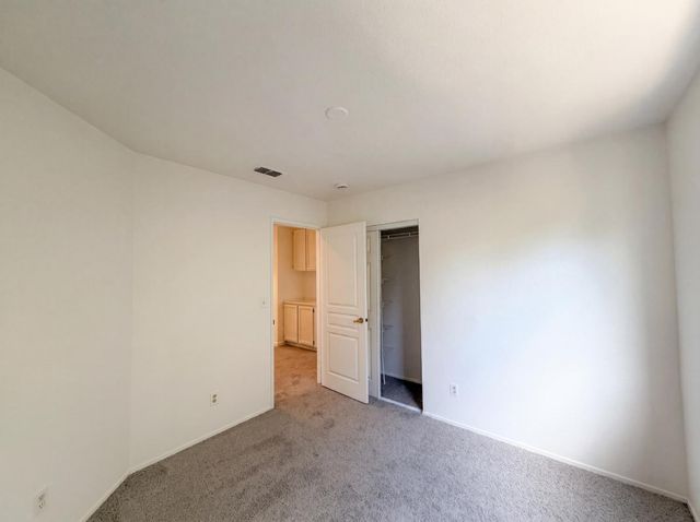 8027 Montevina Dr, Sacramento, CA 95829