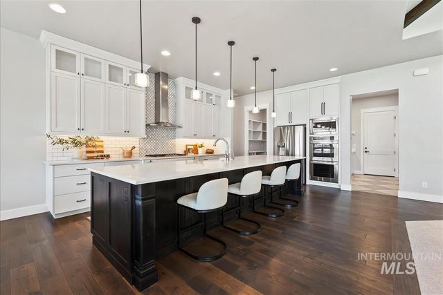 9622 W Sparks Lake Ct, Boise, ID 83714
