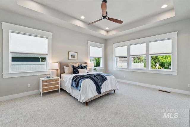 9622 W Sparks Lake Ct, Boise, ID 83714