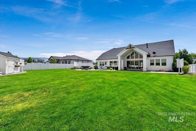 9622 W Sparks Lake Ct, Boise, ID 83714
