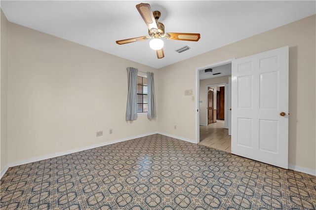 7921 Candlewood Drive, Mobile, AL 36695