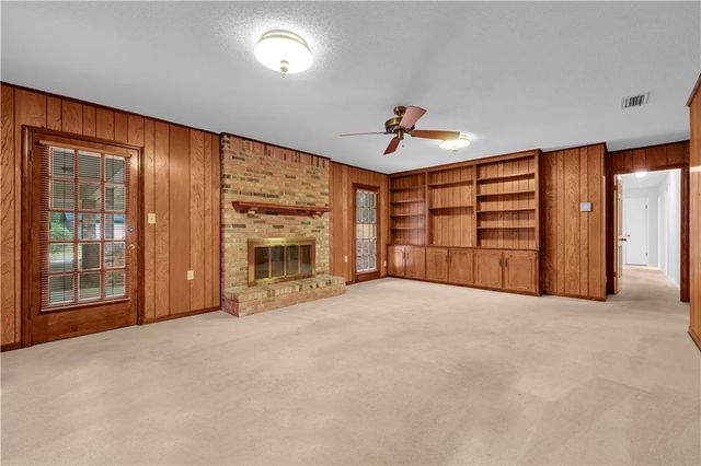 7921 Candlewood Drive, Mobile, AL 36695