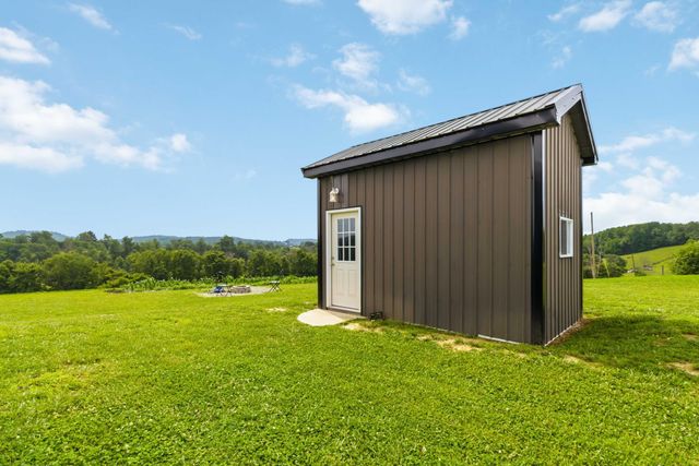 520 Pioneer Lane, Brodhead, KY 40409