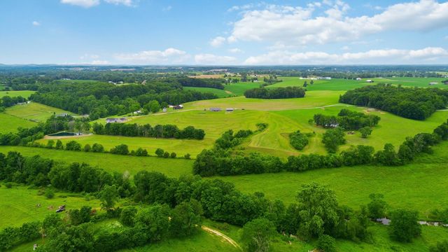 520 Pioneer Lane, Brodhead, KY 40409