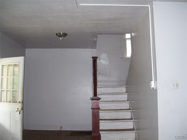 110 Edgewood Avenue, Syracuse, NY 13207