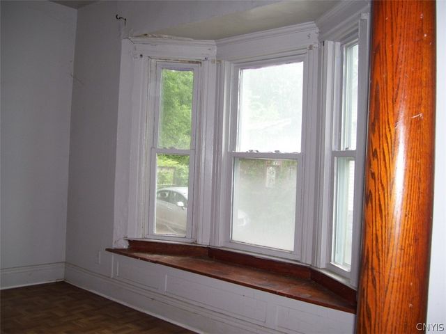 110 Edgewood Avenue, Syracuse, NY 13207