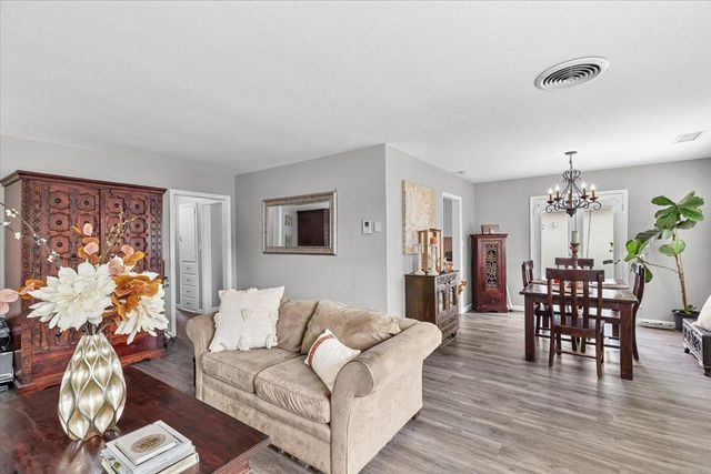 1109 Ulrich Ave, Modesto, CA 95350