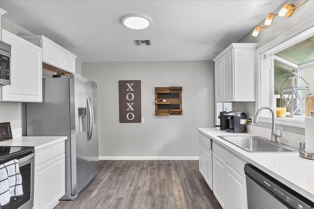 1109 Ulrich Ave, Modesto, CA 95350