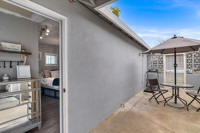 1109 Ulrich Ave, Modesto, CA 95350