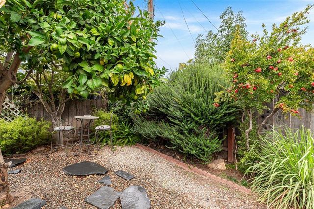 1109 Ulrich Ave, Modesto, CA 95350