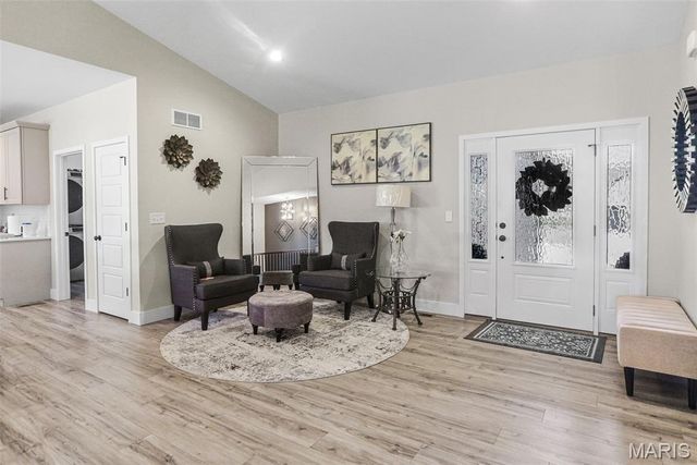165 Stonebridge Bluff Drive, Maryville, IL 62062
