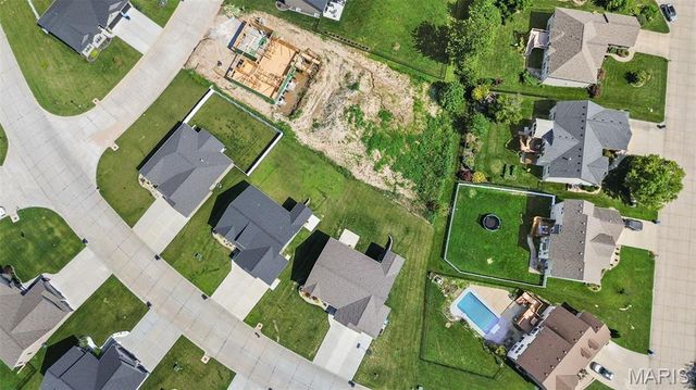 165 Stonebridge Bluff Drive, Maryville, IL 62062