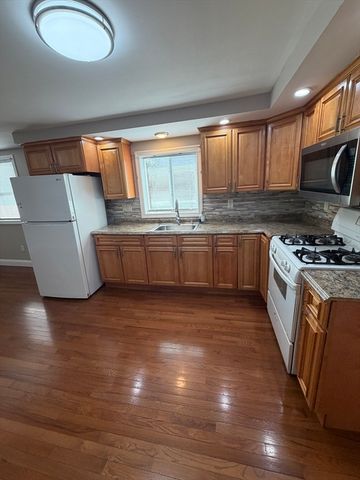 99 Weston St 2, Brockton, MA 02301