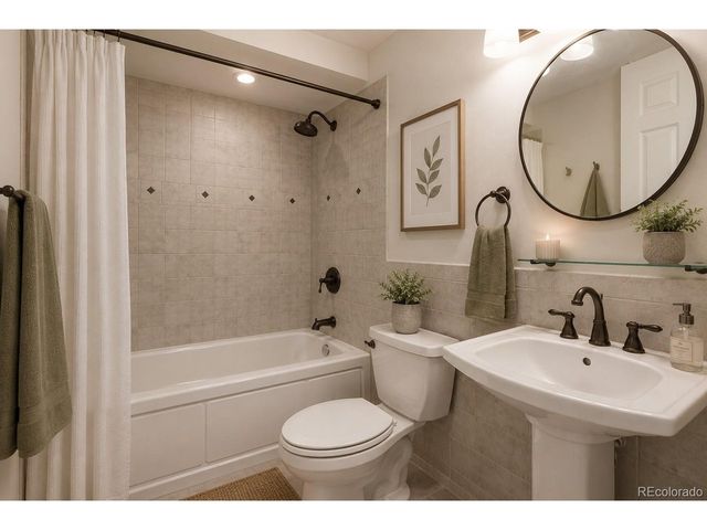 6393 S Jackson St, Littleton, CO 80121