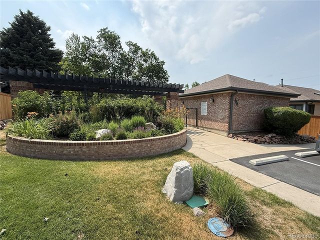 6393 S Jackson St, Littleton, CO 80121
