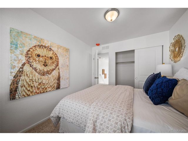 22305 E 39th Ave, Aurora, CO 80019