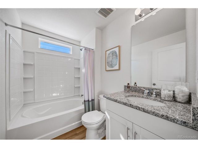 22305 E 39th Ave, Aurora, CO 80019