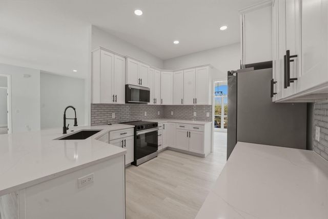 3244 Country Club Drive, Lynn Haven, FL 32444