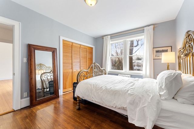 20 Concord Ave 6, Cambridge, MA 02138