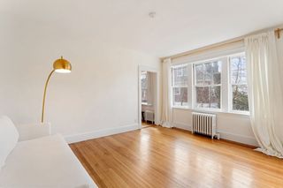 20 Concord Ave 6, Cambridge, MA 02138